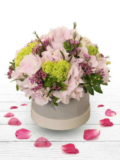 Pastel Dream - This classical stylish collection of flowers make this hand tied the perfect gift. Professionally arranged and delivered by Go Dutch. Available for same-day delivery when ordered before 2 pm.

Fine Print: Pictures shown are recent examples of an actual arrangement that were designed by talented florists and later sent out to a customer just like you! Please note that each individual florist cannot guarantee what the flower varieties or colours will be, they do guarantee that your specific arrangement will be fresh, beautiful and that your recipient will love it!